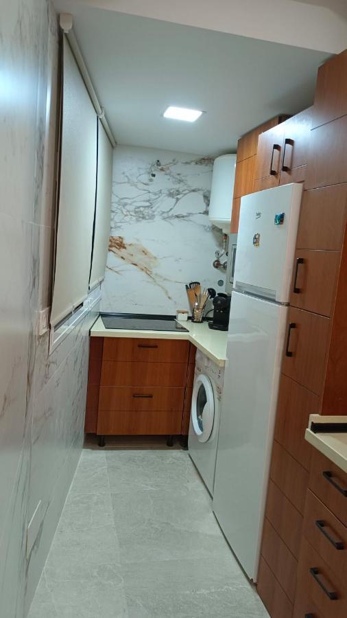 Piso Malaga Cerca Playa Lägenhet Exteriör bild